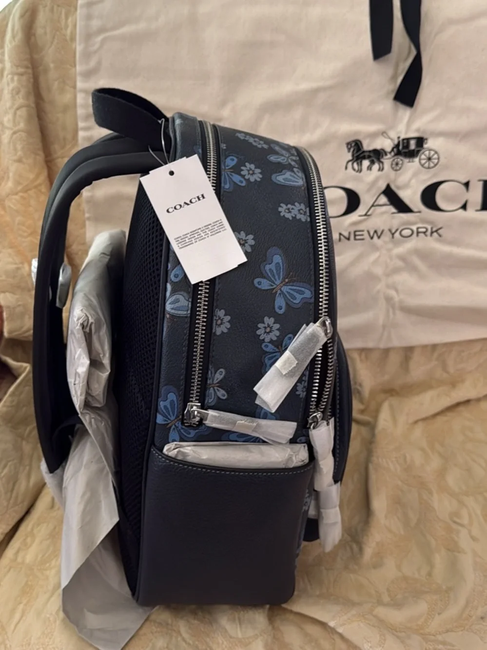NWT Coach Blue Butterfly Print backpack amexdoors.ca display picture 3